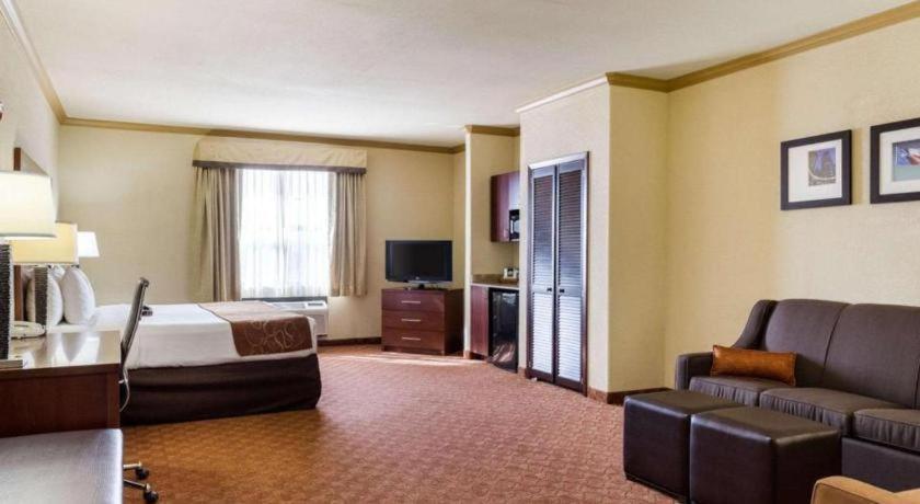 Comfort Suites Near Nasa - Clear Lake Уэбстер Экстерьер фото